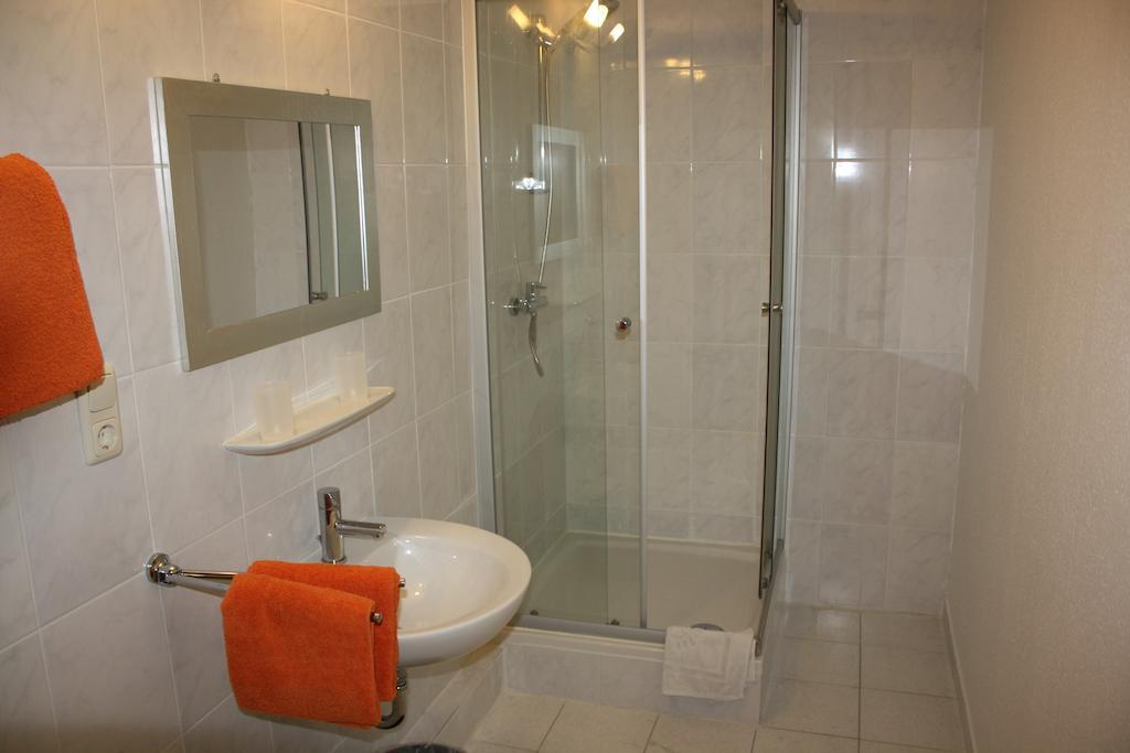 Ferienwohnung Ziemons كوتشيم الغرفة الصورة